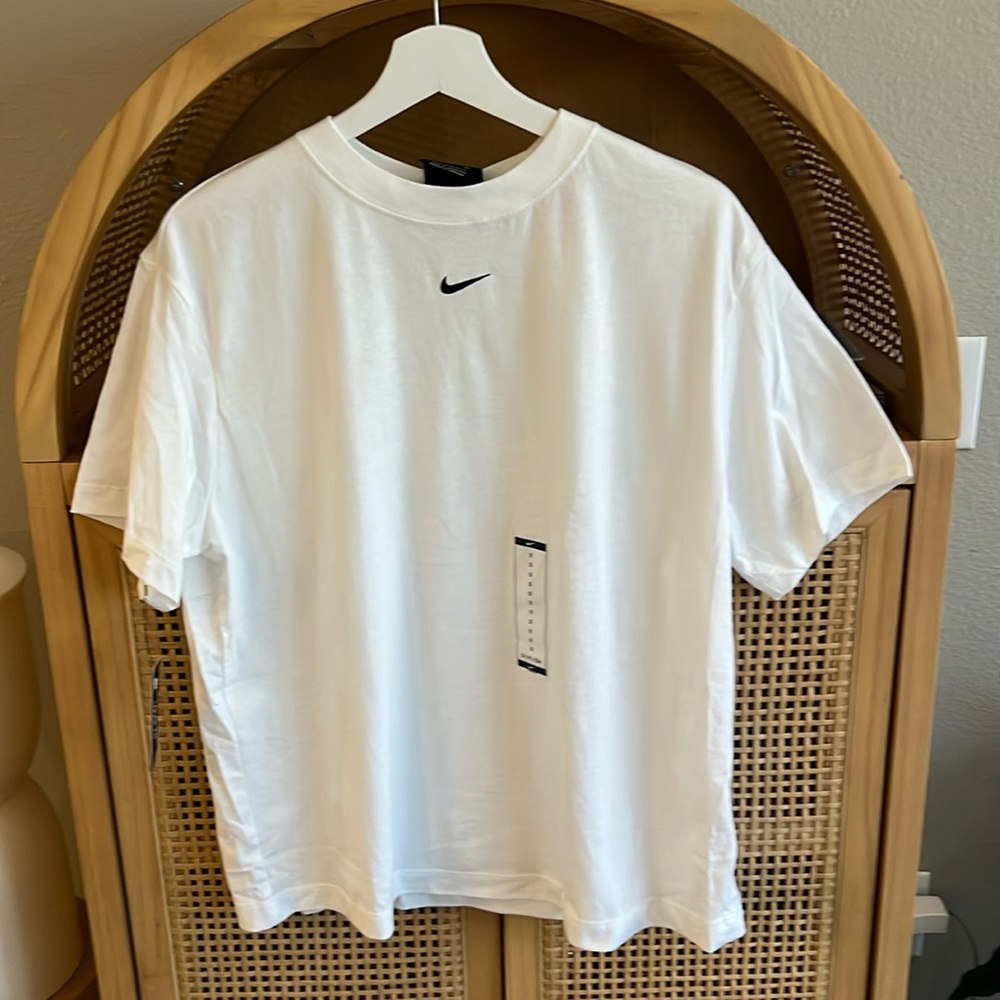 Nike Tee